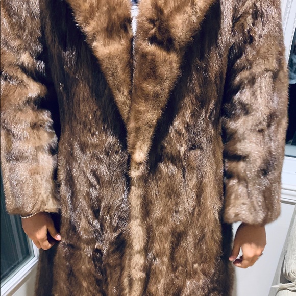 Knee length vintage fur coat - Picture 4 of 6
